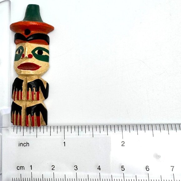 Hand-Carved Indigenous-Inspired Totem Pendant Signed Ashcroft B.C. Pendant - Picture 3 of 11
